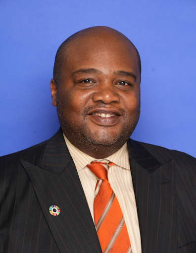 Headshot of Larry Clay